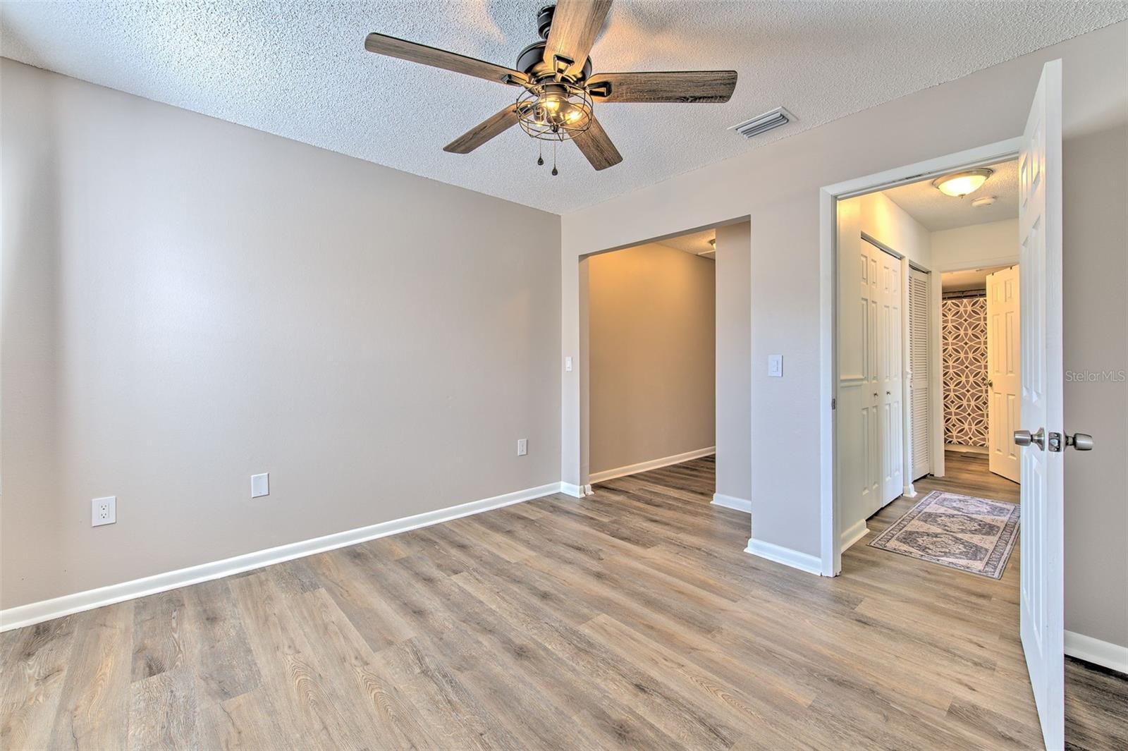 PINE GROVE CONDO AT BLOO - Residential