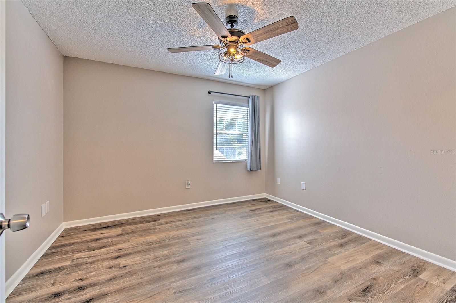 PINE GROVE CONDO AT BLOO - Residential