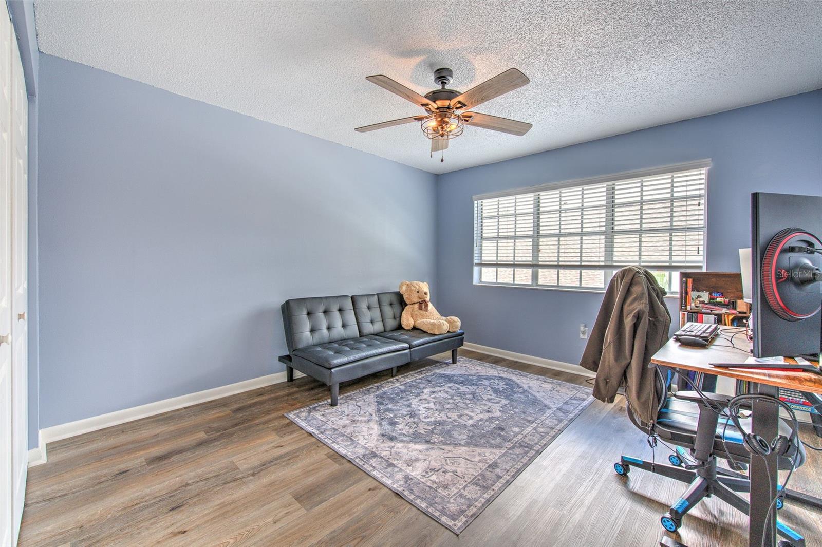 PINE GROVE CONDO AT BLOO - Residential