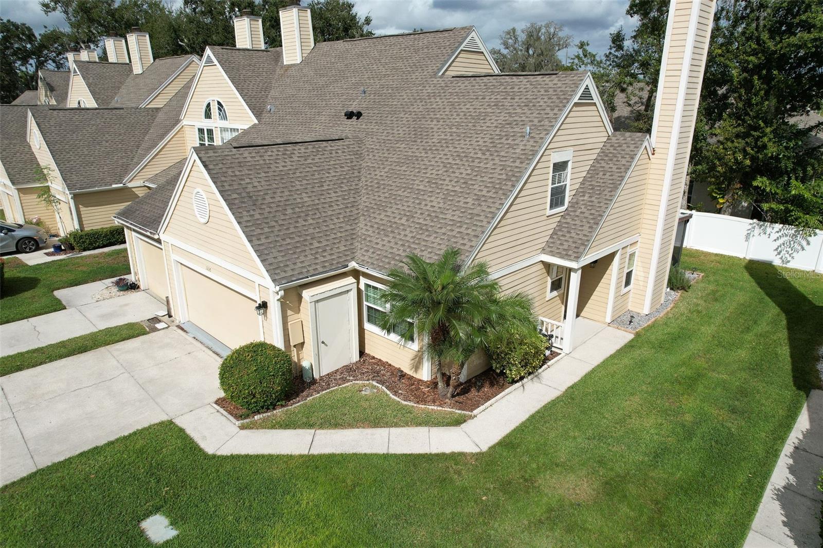 PINE GROVE CONDO AT BLOO - Residential