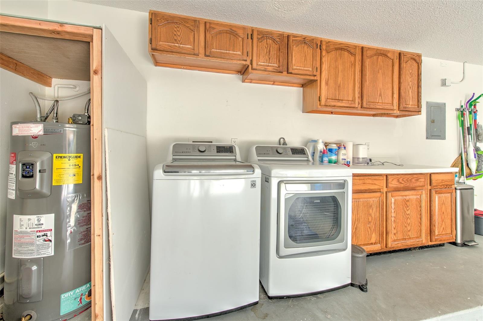 PINE GROVE CONDO AT BLOO - Residential