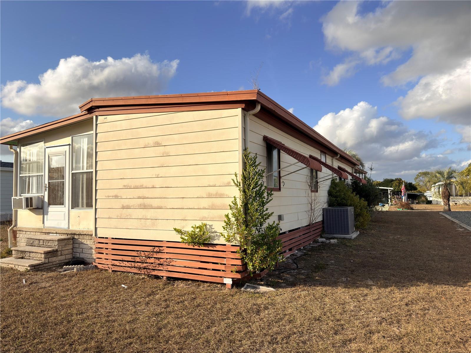 BROOKRIDGE COMM - Residential