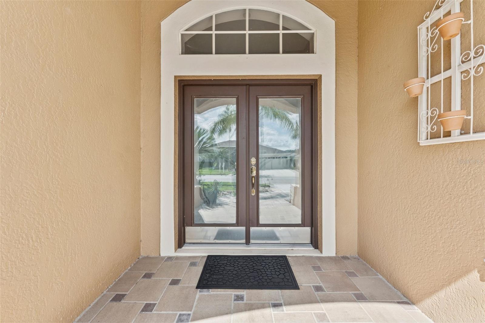 5309 SPECTACULAR BID DRIVE