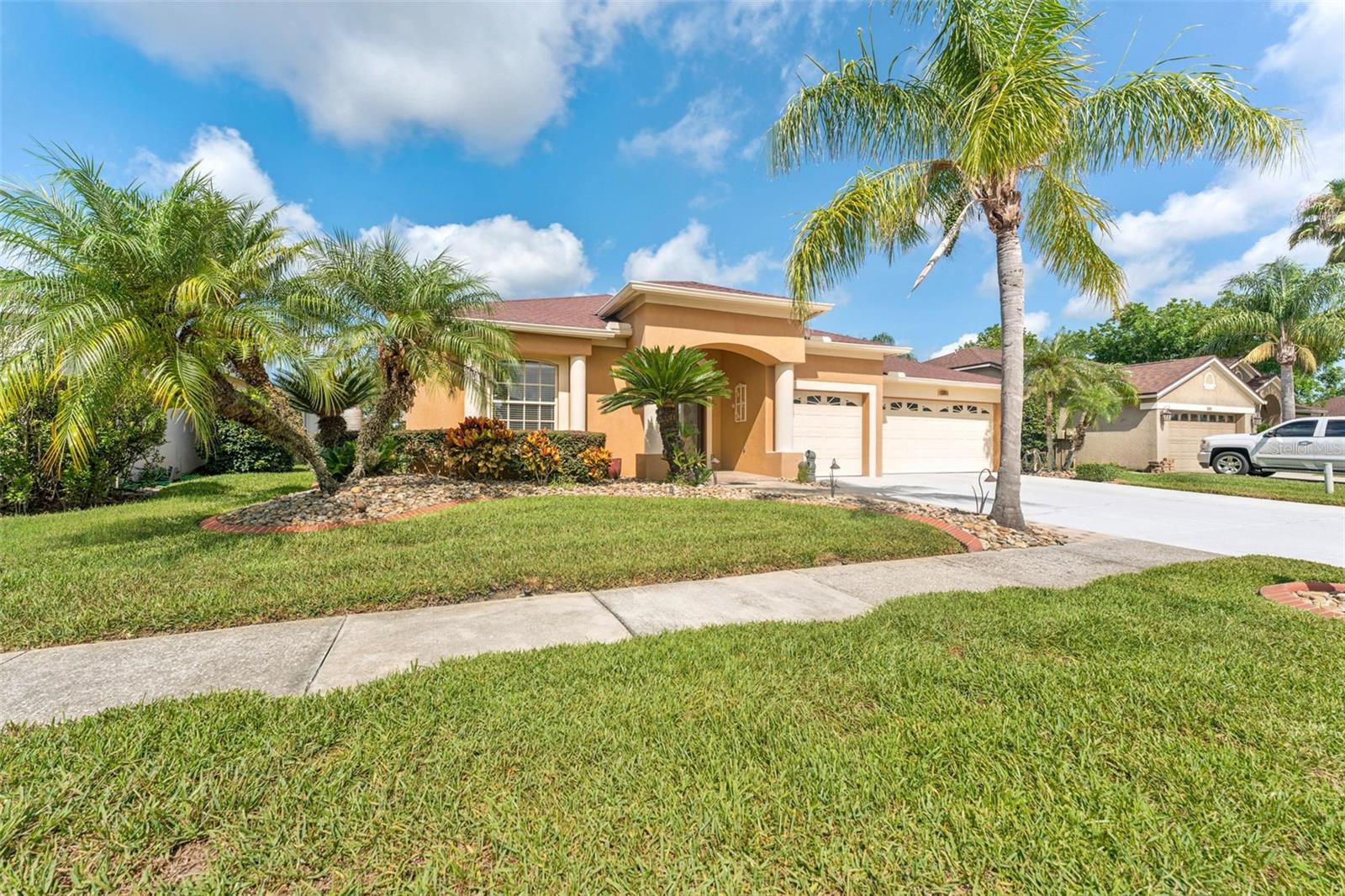 5309 SPECTACULAR BID DRIVE