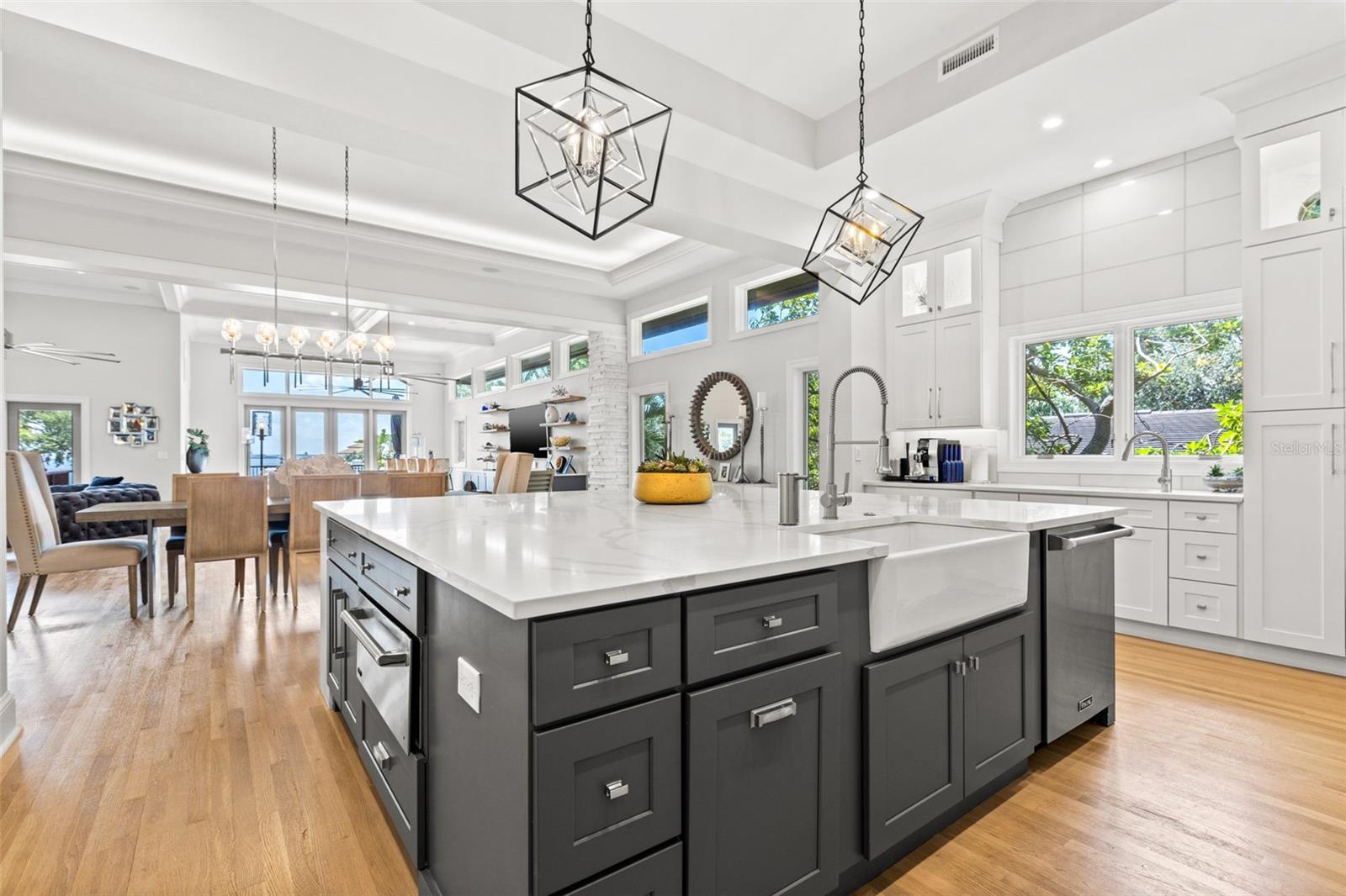 SNELL ISLE BRIGHTWATERS SEC 2 - Residential
