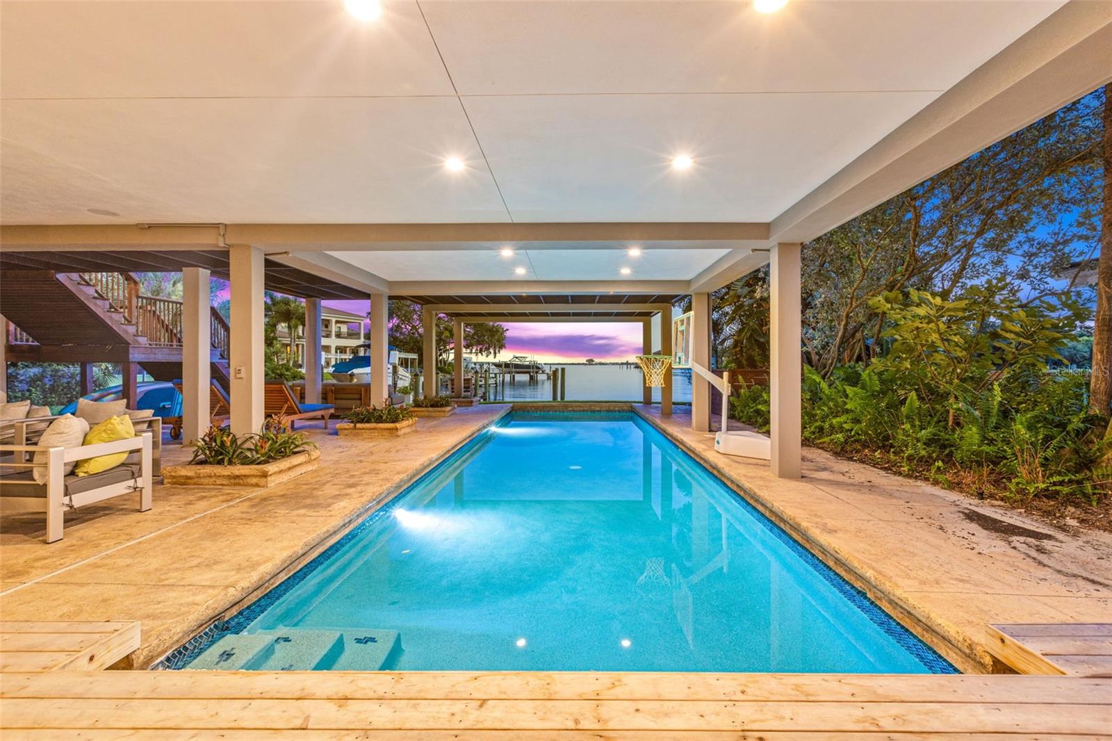 SNELL ISLE BRIGHTWATERS SEC 2 - Residential