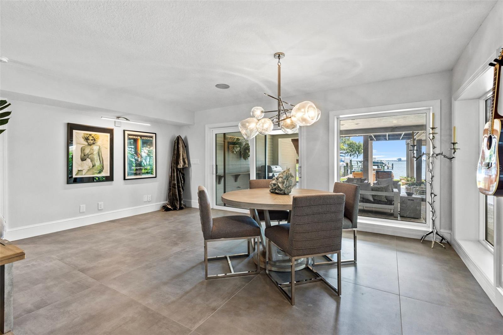 SNELL ISLE BRIGHTWATERS SEC 2 - Residential