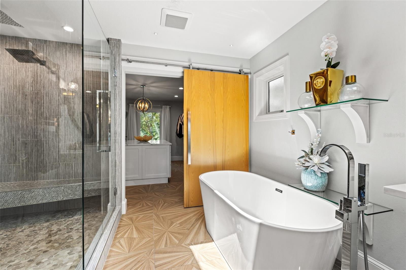 SNELL ISLE BRIGHTWATERS SEC 2 - Residential