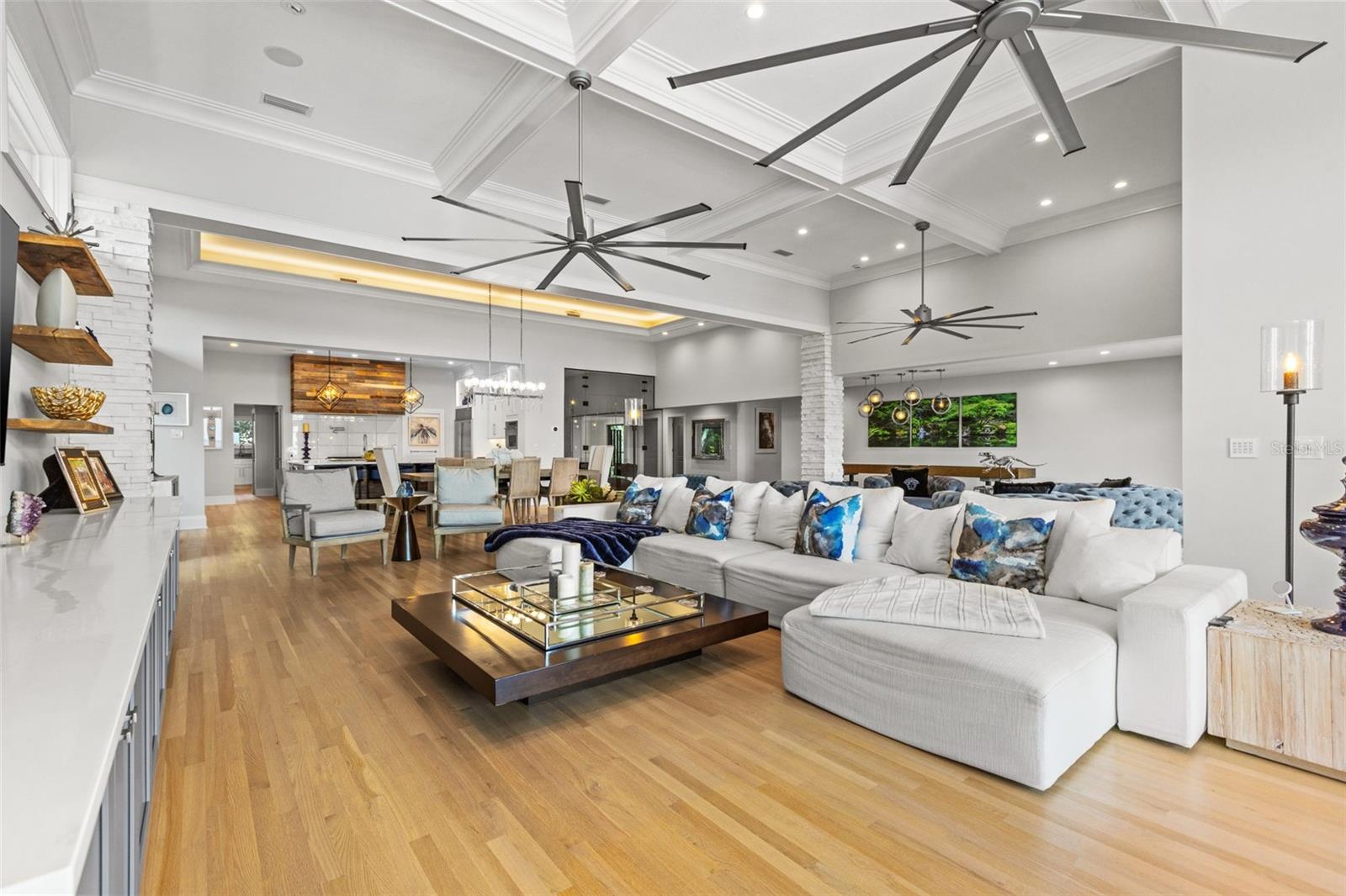 SNELL ISLE BRIGHTWATERS SEC 2 - Residential