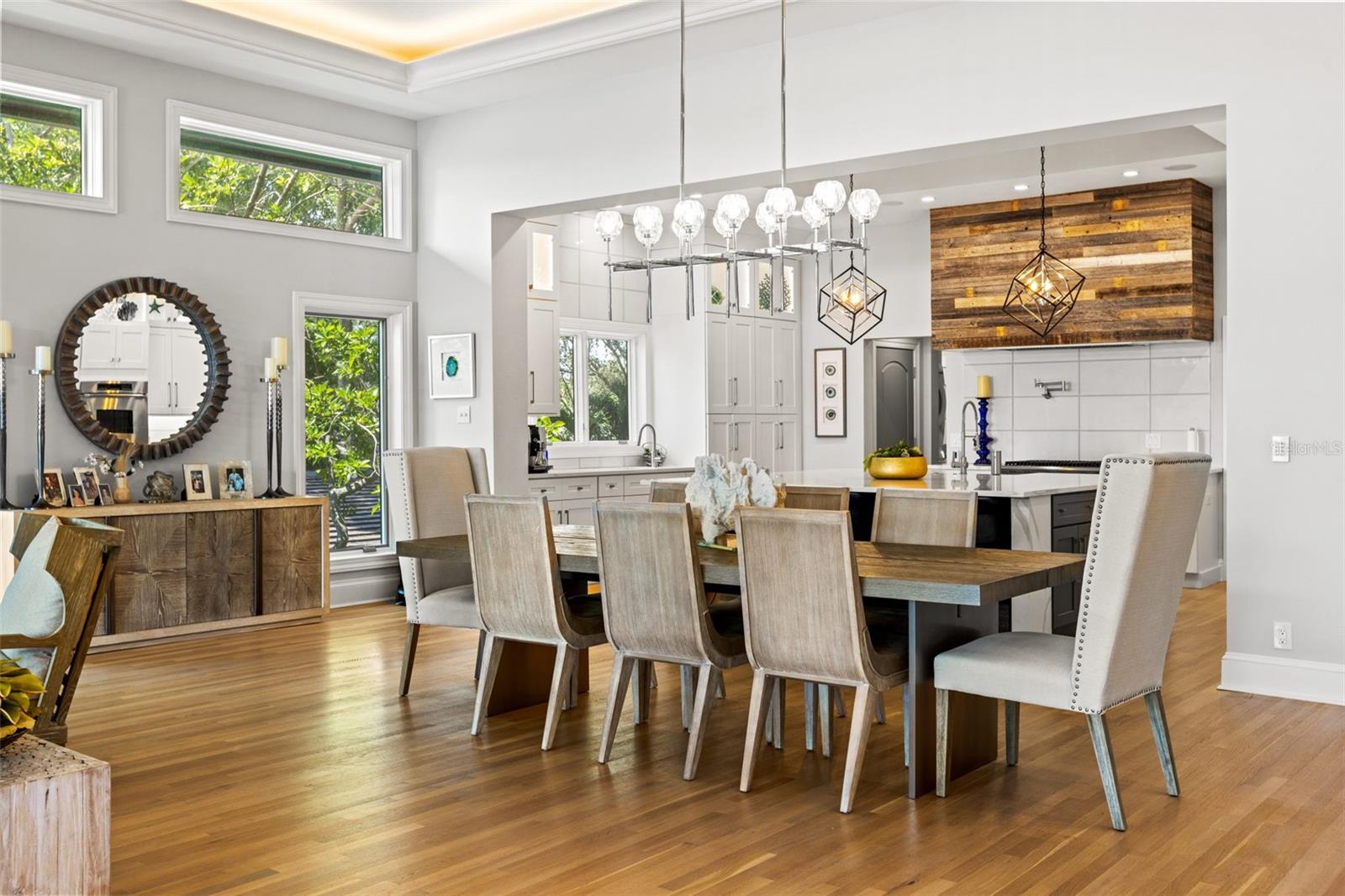 SNELL ISLE BRIGHTWATERS SEC 2 - Residential