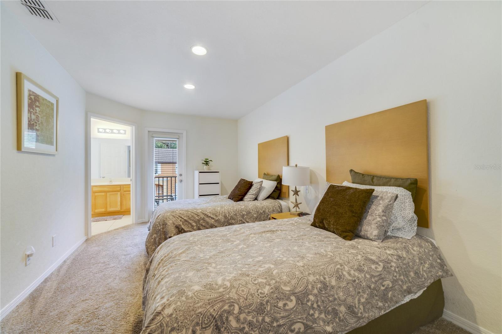 REGAL OAKS AT OLD TOWN - Residential