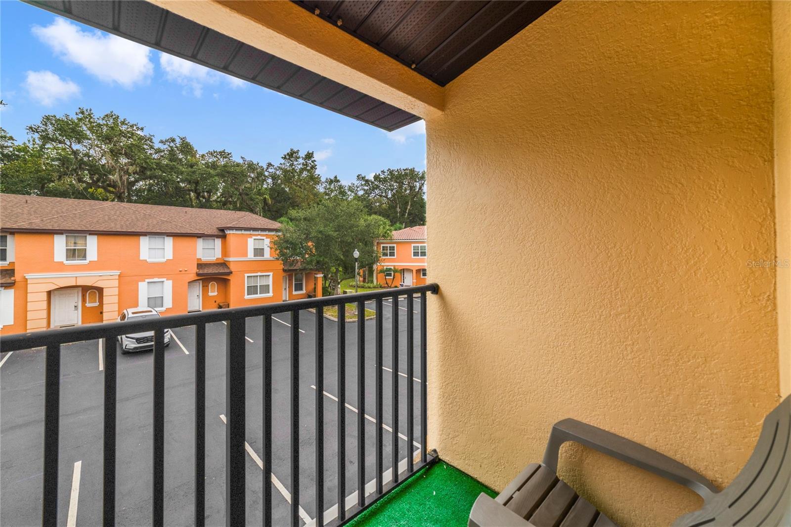 REGAL OAKS AT OLD TOWN - Residential