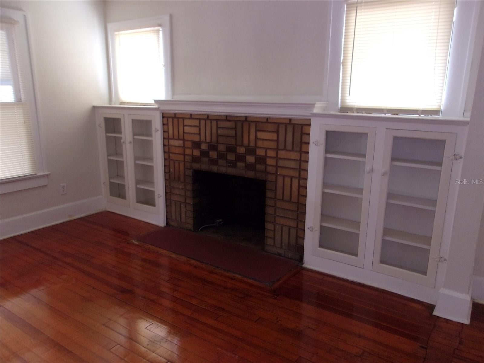 1182 8TH STREET N
