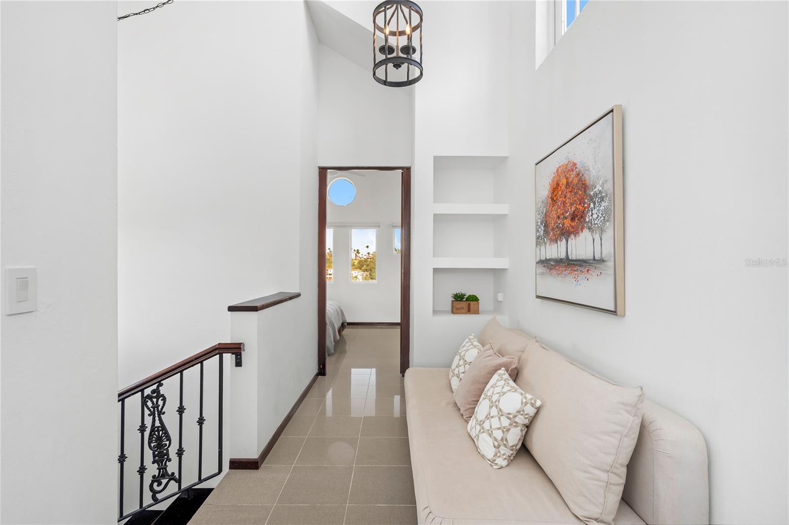 HARBOUR LIGHTS - Residential