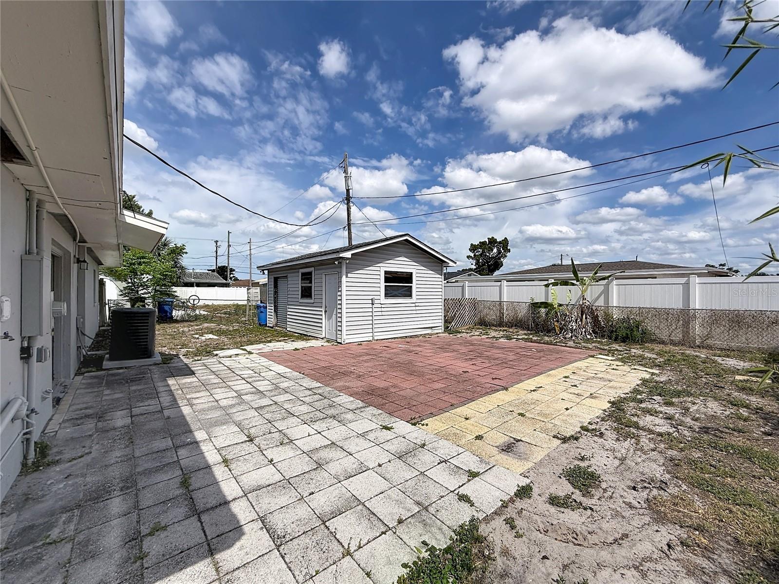 HOLLIDAY VILLAGE SEC 01 - Residential