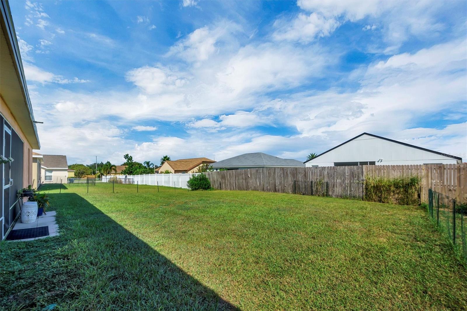 SAVANNA POINTE - Residential