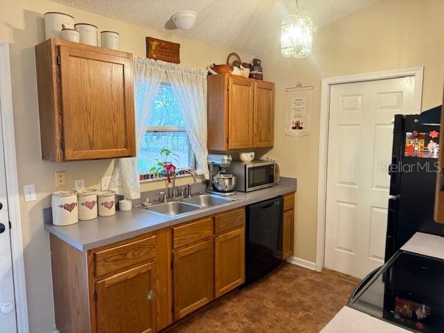 BEDFORD OAKS - Residential