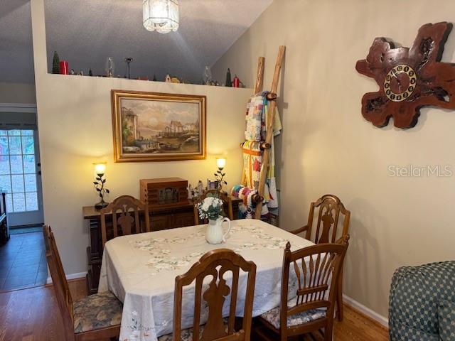 BEDFORD OAKS - Residential