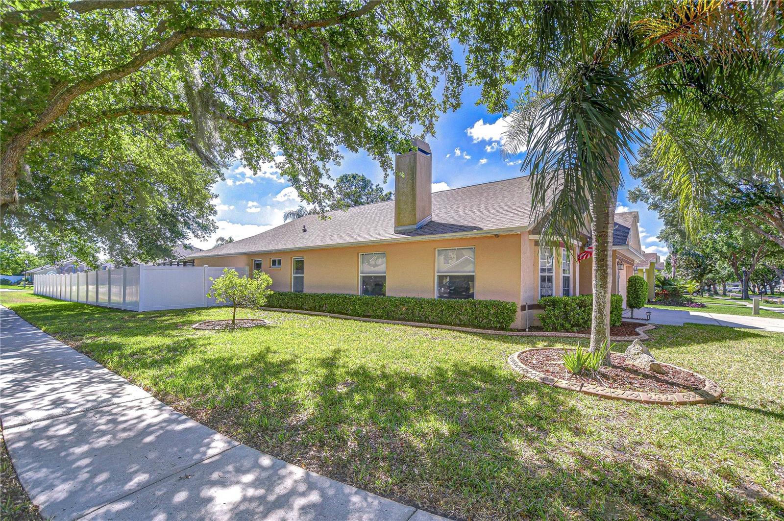 2927 HICKORY GROVE DRIVE