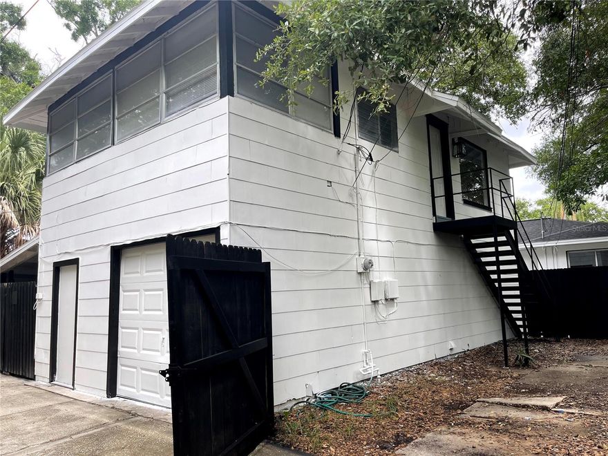 Upstairs 1/1 Garage Apt with Office/Bonus Room with brand new bathroom available now in Historic Kenwood St Pete. Easy to access to 275 and downtown. Gated fenced in parking space with laundry.
Move in fees:
$65 Application fee per adult
$1525 1st Months rent
$1525 Deposit
$150 admin fee