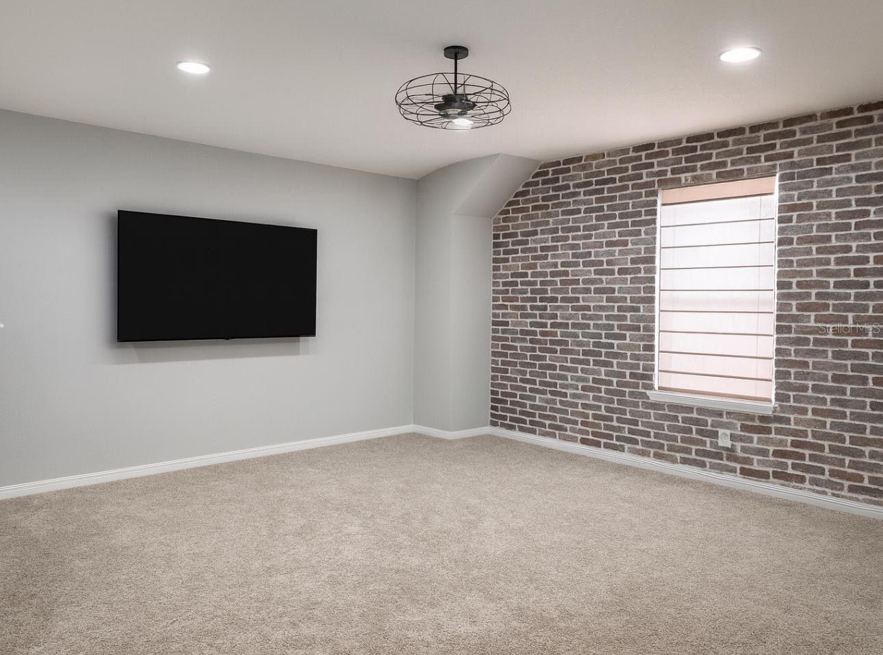 LAKEVIEW POINTE/HORIZON WEST P - Residential Lease