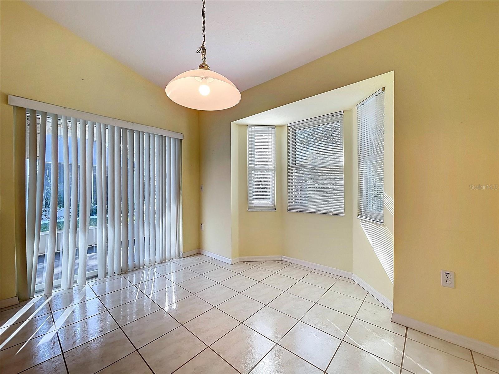 VILLA DEL RIO - Residential