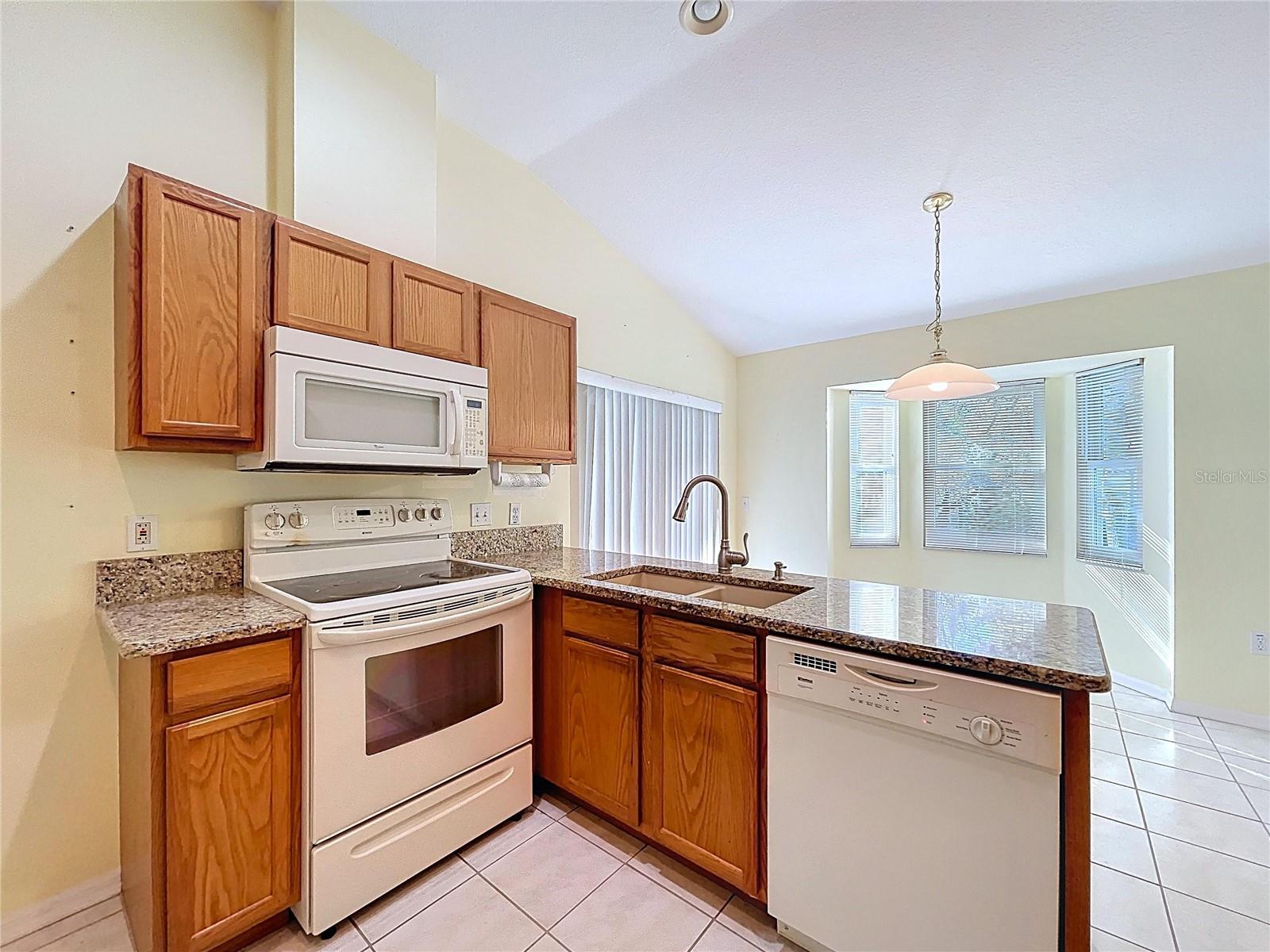 VILLA DEL RIO - Residential