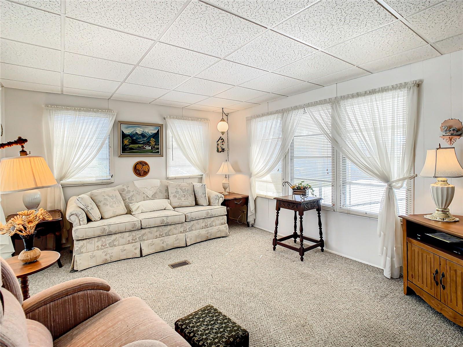 TROPICAL GARDENS M/H PARK UNREC - Residential