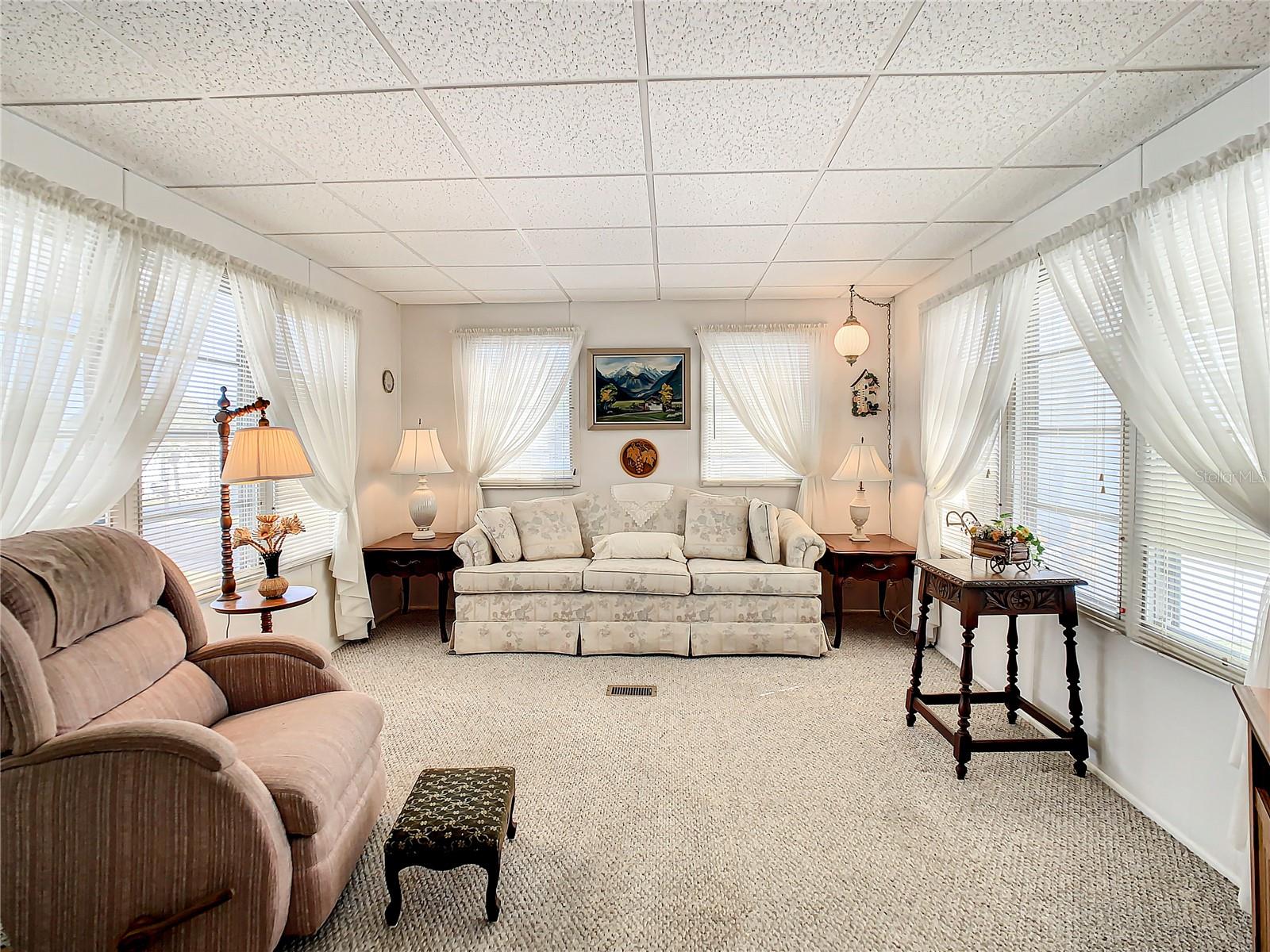 TROPICAL GARDENS M/H PARK UNREC - Residential