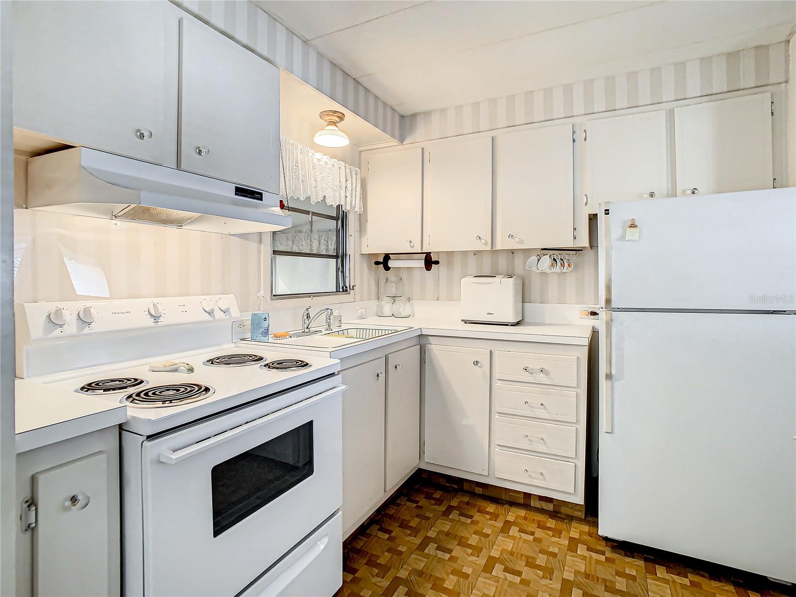 TROPICAL GARDENS M/H PARK UNREC - Residential