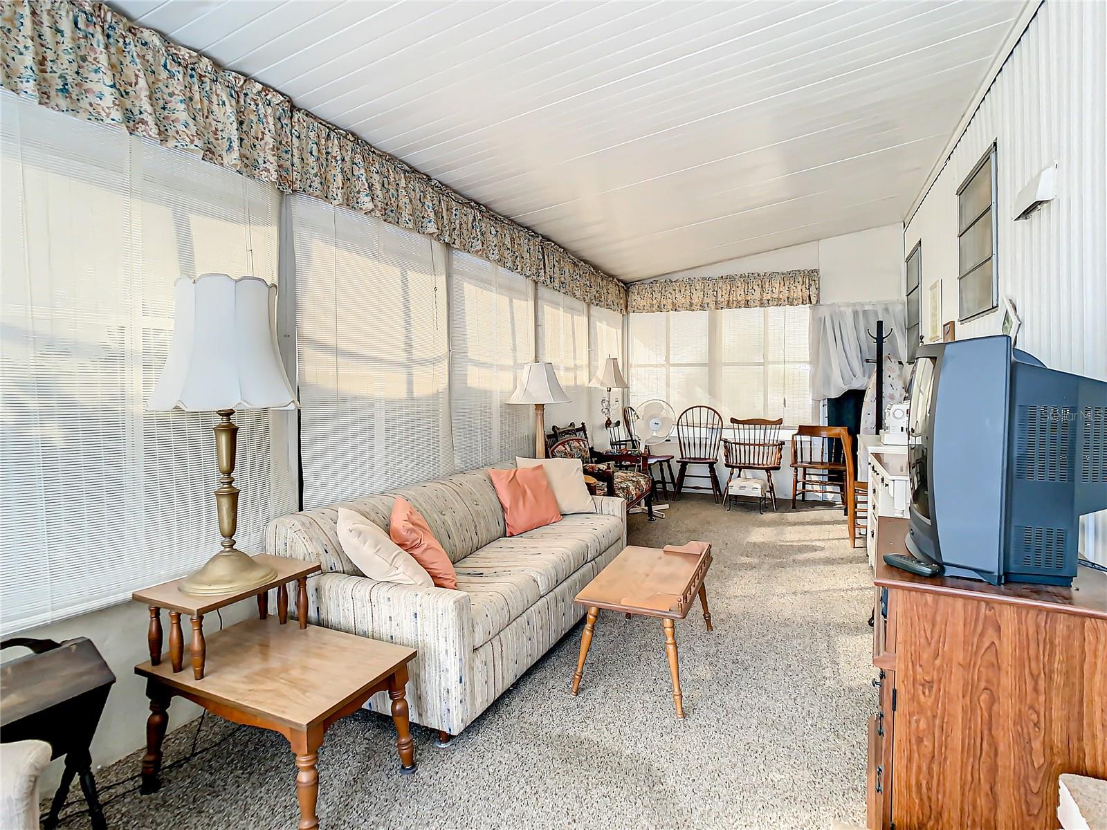 TROPICAL GARDENS M/H PARK UNREC - Residential