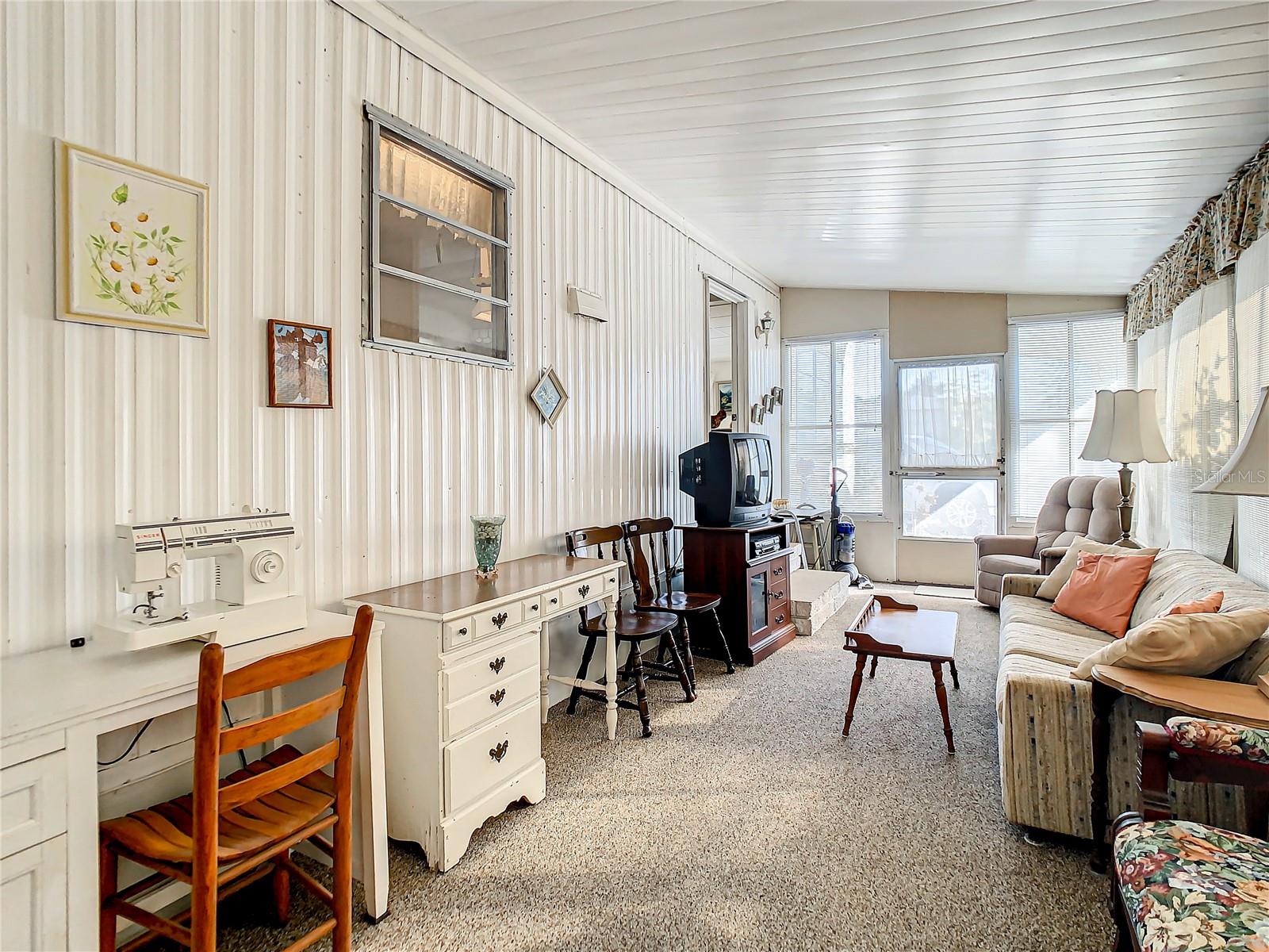 TROPICAL GARDENS M/H PARK UNREC - Residential