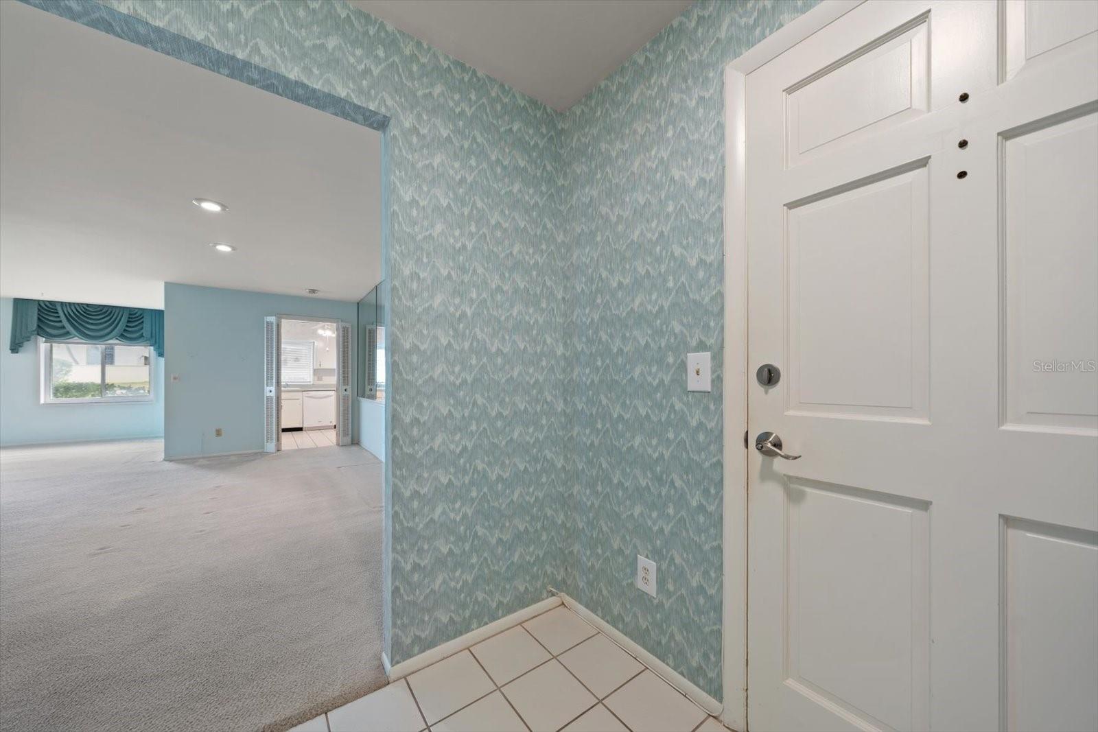 HARBOUR CLUB CONDO 2 - Residential