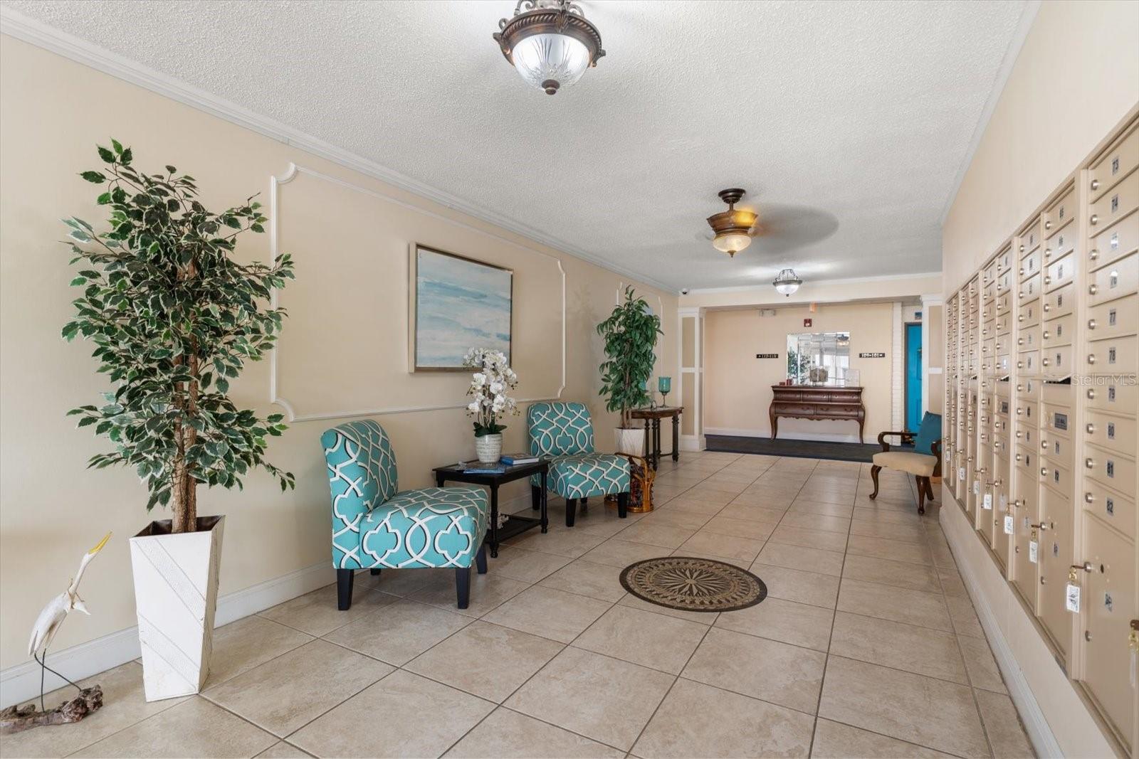 HARBOUR CLUB CONDO 2 - Residential