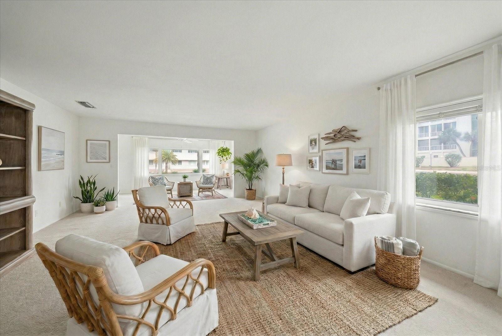 HARBOUR CLUB CONDO 2 - Residential