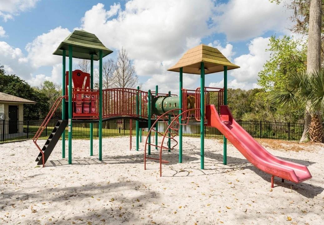 BAY TREE - Residential