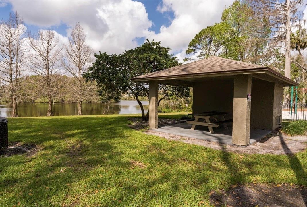 BAY TREE - Residential