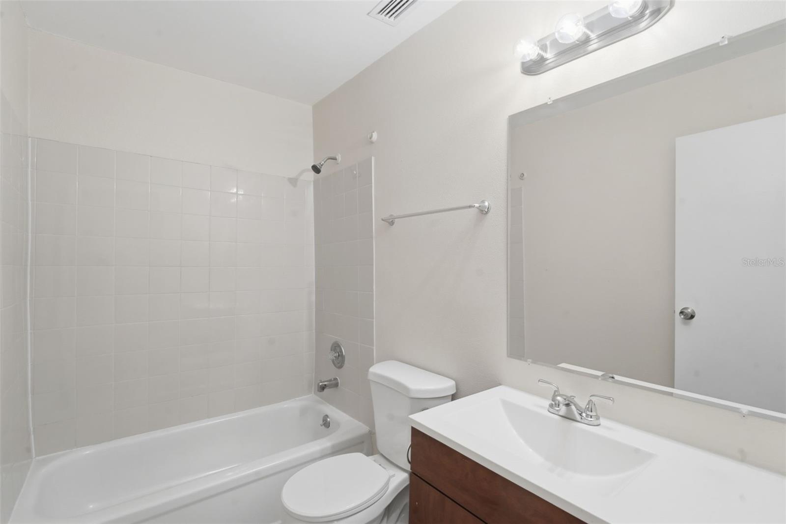 BAY TREE - Residential