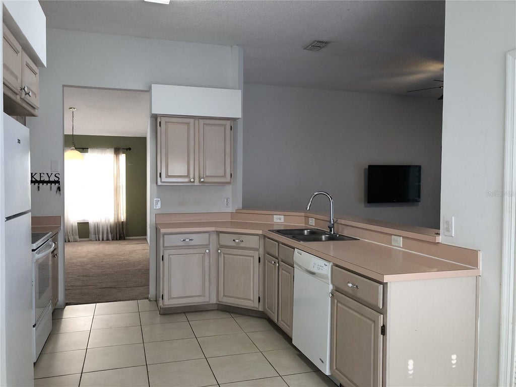 Photo of 2673 Chatham Circle, Kissimmee, FL 34746 (MLS # O6412524)