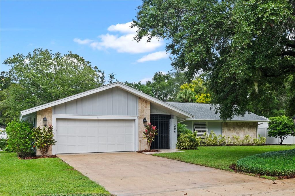 Photo of 204 Brom Bones Lane, Longwood, FL 32750 (MLS # O6348654)