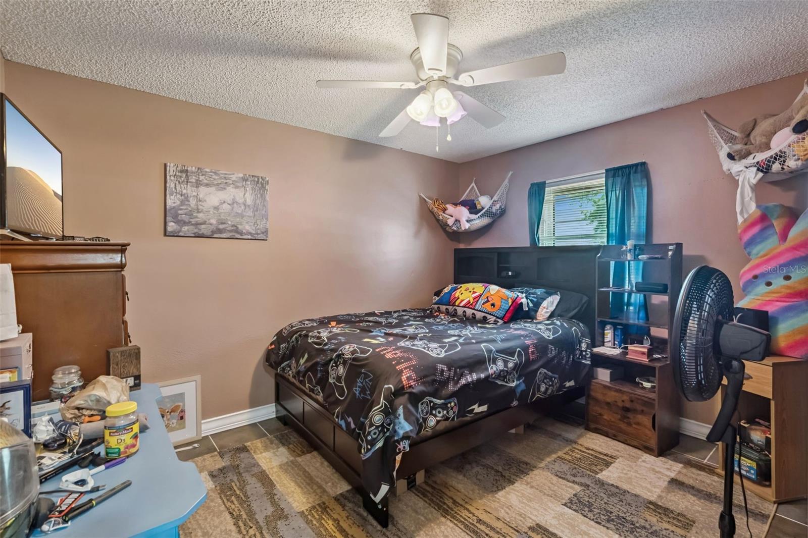 NORTH POINTE - Residential