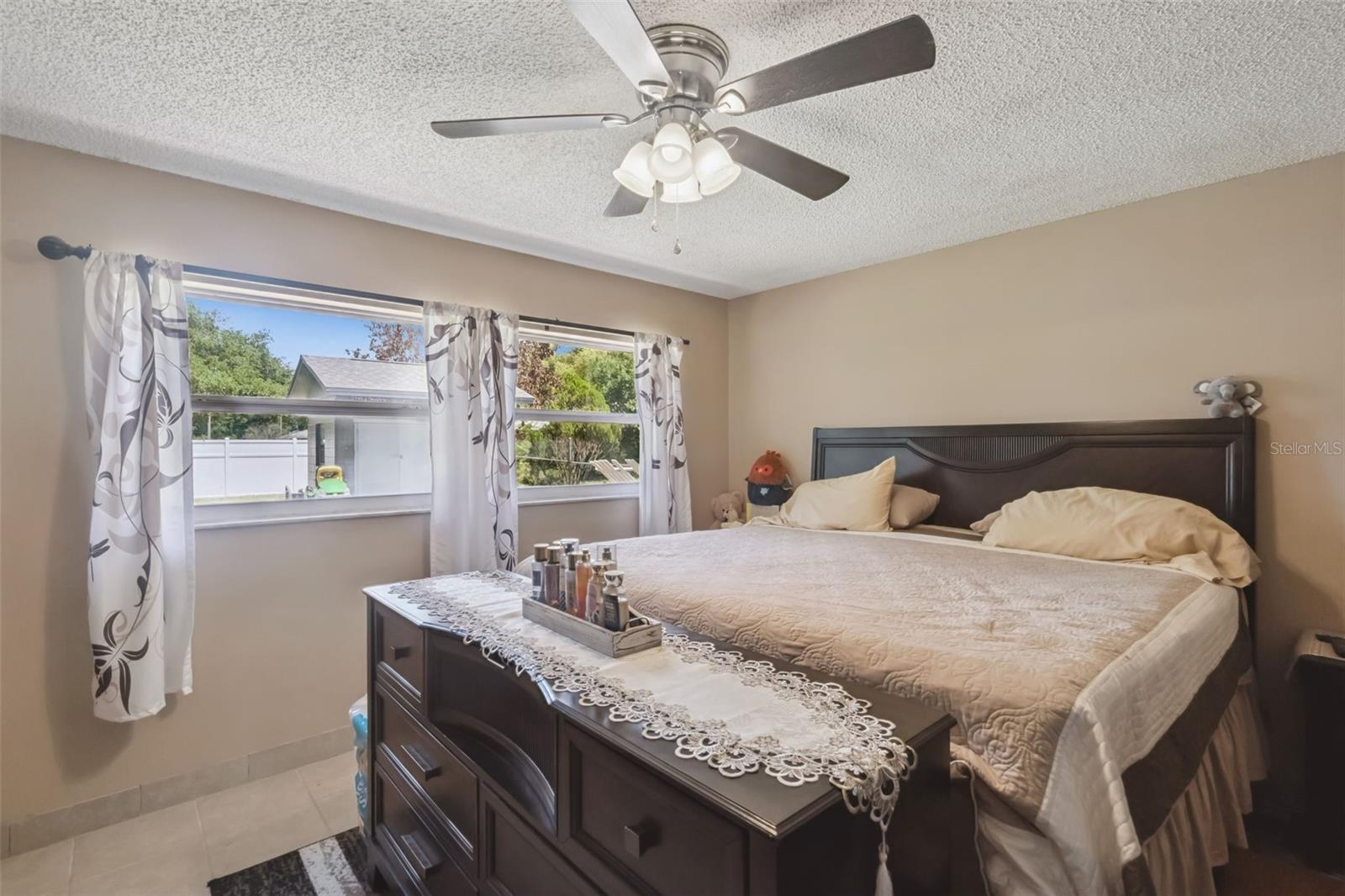 NORTH POINTE - Residential