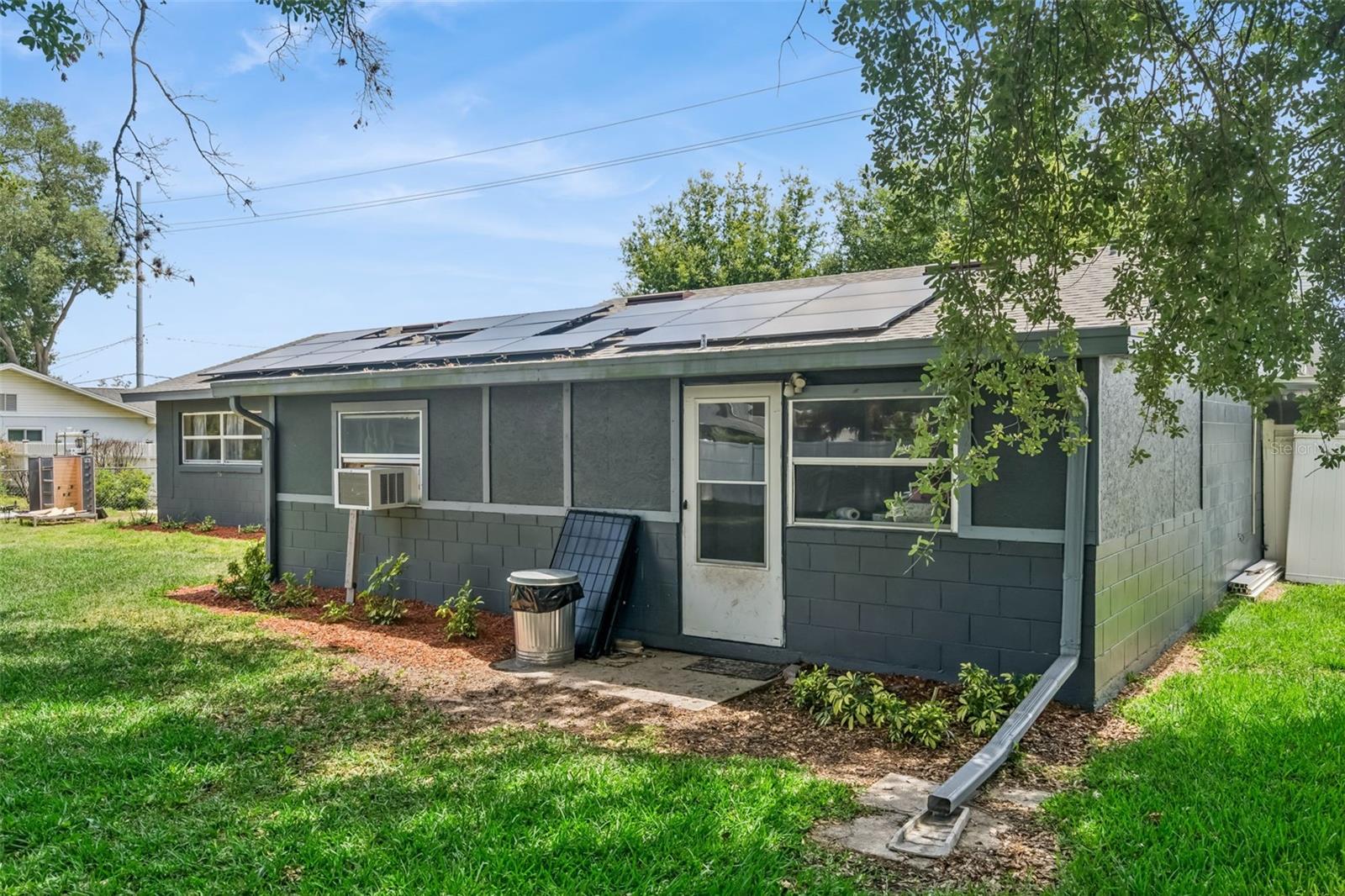 NORTH POINTE - Residential