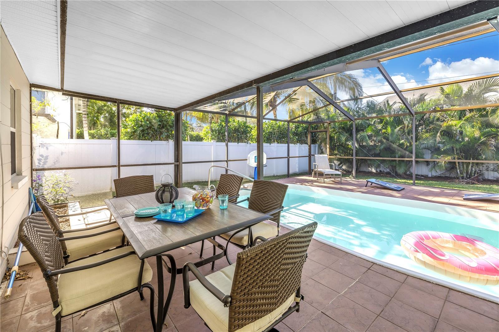 SNELL ISLE BRIGHTBAY - Residential
