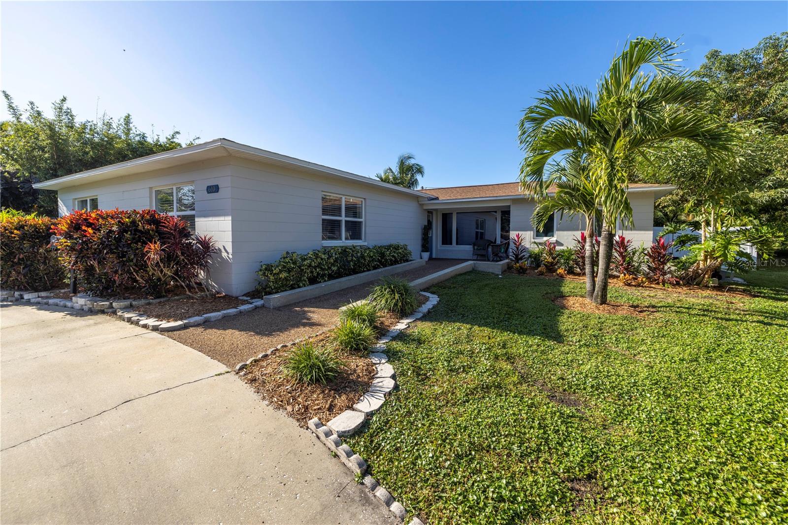 SNELL ISLE BRIGHTBAY - Residential