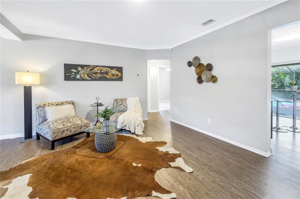 Photo of 610 Cordova Boulevard NE, St Petersburg, FL 33704 (MLS # TB8510616)