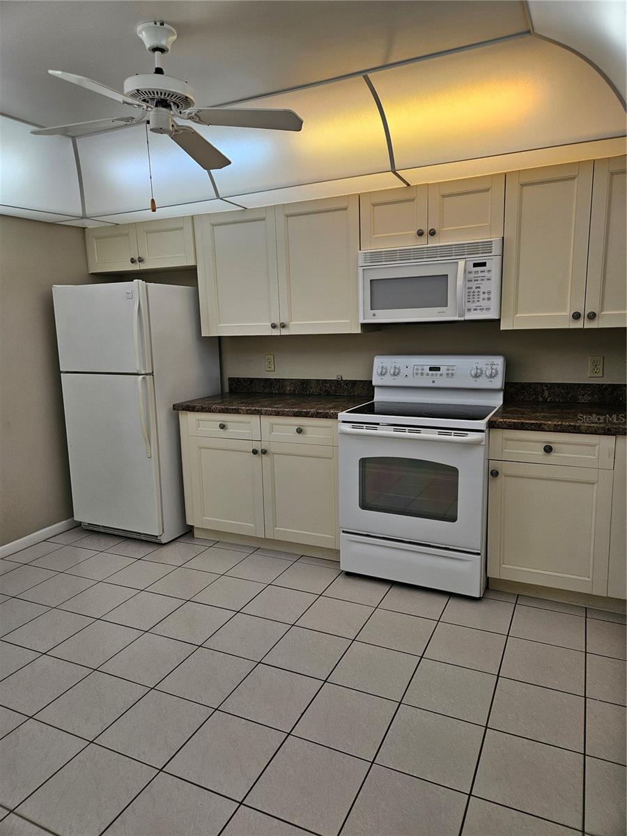 7 ESCONDIDO CIRCLE 71