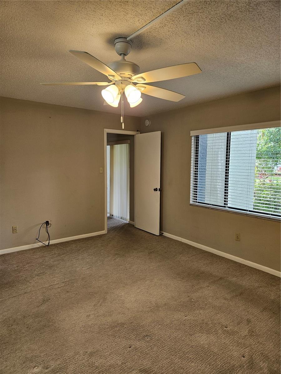7 ESCONDIDO CIRCLE 71