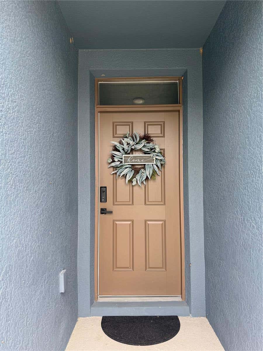 Photo of 635 Autumn Stream Drive, Auburndale, FL 33823 (MLS # S5155332)