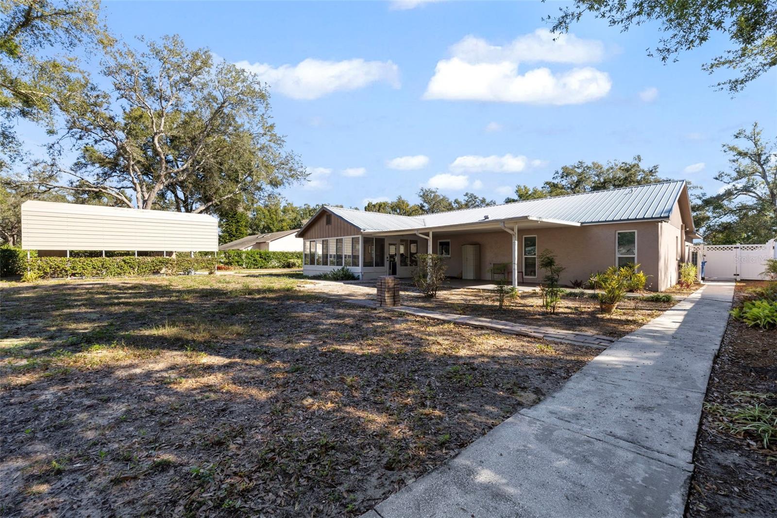 VICTORIA PLACE - Residential